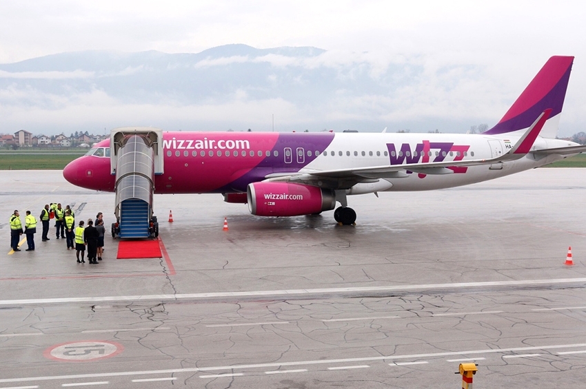 30-მდე მგზავრი მილანიდან ქუთაისში ვერ გამოფრინდა, Wizz Air-ი მათ ადანაშაულებს