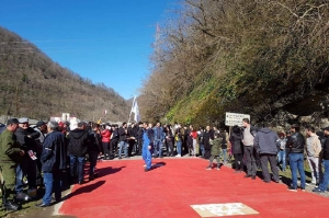 მაჭახლის ხეობაში ჰესების მშენებლობის მოწინააღმდეგეები პოლიციაში დაიბარეს