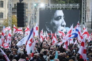 ძალიან აქტიური და სიურპრიზებით აღსავსე კვირები გველის წინ – სააკაშვილი