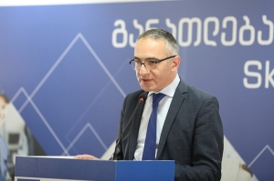 განათლების მინისტრმა მიხეილ ბატიაშვილმა თანამდებობა დატოვა