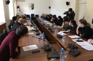 აფხაზეთის ე.წ. პარლამენტში გალის რაიონისთვის ბიუჯეტის შემცირებას ითხოვენ