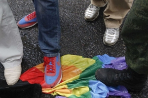 გაერო და ეუთო რუსეთს მოუწოდებენ, გამოიძიოს ჰომოსექსუალთა დევნა და წამება ჩეჩნეთში