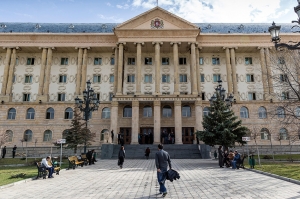 სააკაშვილის საქართველოში შემოსვლის საქმეზე დაკავებულ მამა-შვილს პატიმრობა შეეფარდა