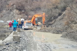 სვანეთის მიმართულებით ავტომანქანების მოძრაობა აკრძალულია