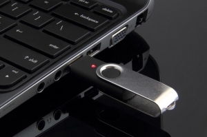 USB-მოწყობილობას „უსაფრთხოდ მოშორება“ აღარ დაჭირდება
