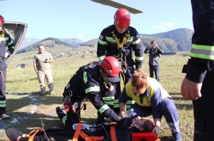 თუშეთში დაშავებული ტურისტი ვერტმფრენით თბილისში გადაიყვანეს