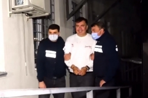 ხვალ მიდით არჩევნებზე, მიეცით ხმა და 3-ში ყველა ერთად ვიზეიმებთ გამარჯვებას – სააკაშვილი
