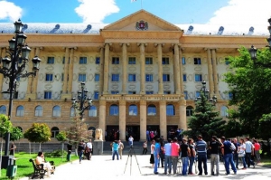 სასამართლომ &quot;ბავშვთა სამყაროს&quot; დირექტორი გირაოს სანაცვლოდ გაათავისუფლა