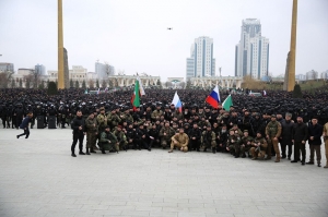 „იმედს არ გავუცრუებთ“ – ჩეჩნეთში 12 ათასი მებრძოლი პუტინის ბრძანებას ელოდება 