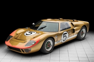 ლეგენდარული Ford GT40 აუქციონზე 12 მილიონ დოლარად იყიდება