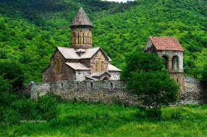 ფიტარეთის მონასტერს ტექნიკა ვათხოვეთ, სამუშაოებზე პასუხს არ ვაგებთ – RMG Gold