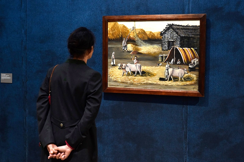 ვან გოგის მუზეუმში ფიროსმანის ნახატები გამოიფინა