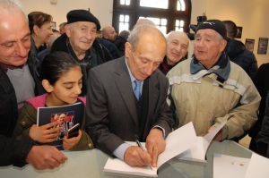 ალექსანდრე კოტორაშვილის საიუბილეოდ მისი ფოტოების ახალი კრებული გამოიცა