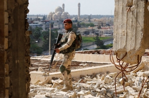 ფოტო არქივიდან - ერაყელი ჯარისკაცი ქალაქ მოსულში