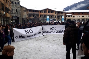 სვანეთში ჰესების მშენებლობის აკრძალვის მოთხოვნით მესტიაში აქცია გაიმართა