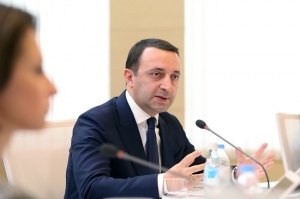 „გადაკვეთეს ყველანაირი წითელი ხაზი“ – რატომ არ მიიწვიეს მთავრობის ღონისძიებაზე 3 ტელეარხი