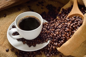 ახალი კვლევის თანახმად დღეში რამდენიმე ჭიქა ყავა ნაადრევი გარდაცვალების რისკს ამცირებს